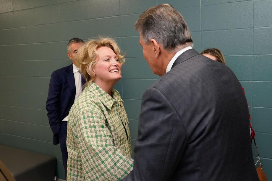Manchin Delivers Keynote Speech at Huntington Regional Chamber of Commerce Annual Dinner